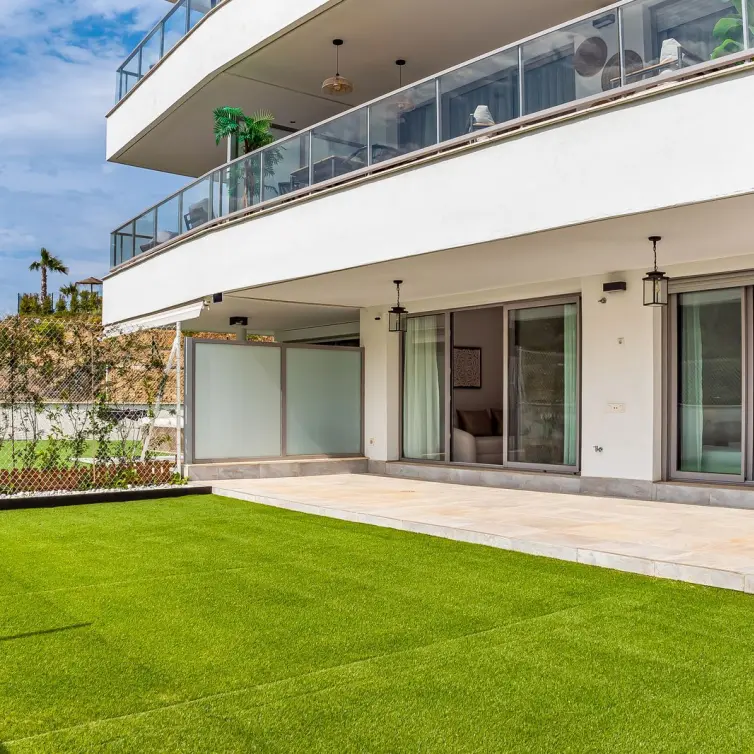 Продажа апартаментов на первом этаже в Mijas Costa