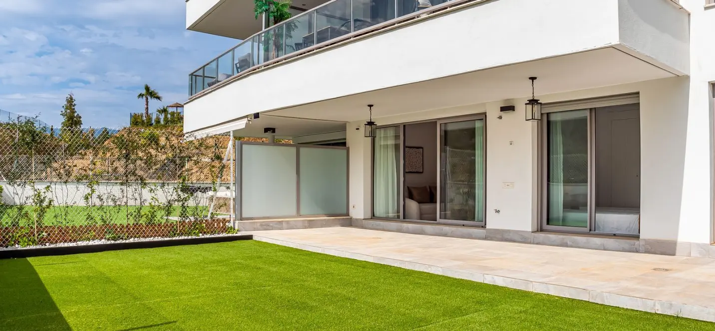Продажа апартаментов на первом этаже в Mijas Costa 1