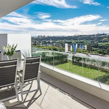 Sale of middle floor apartment in Cancelada