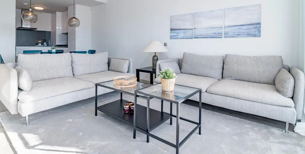 Sale of middle floor apartment in Cancelada 12