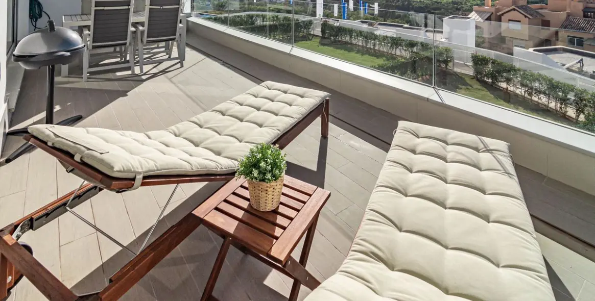 Sale of middle floor apartment in Cancelada 27