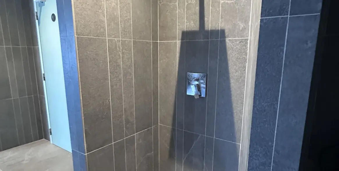 Sale of middle floor apartment in Cancelada 32