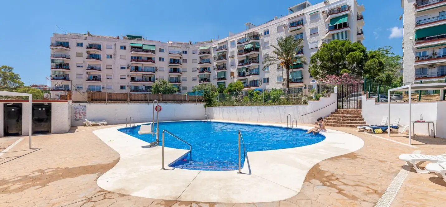 Sale of penthouse duplex in Torremolinos 1