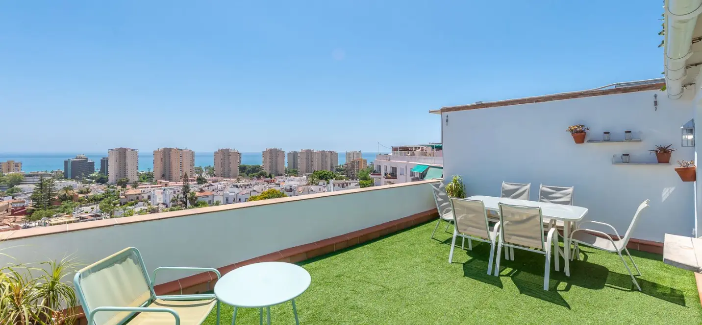 Sale of penthouse duplex in Torremolinos 3
