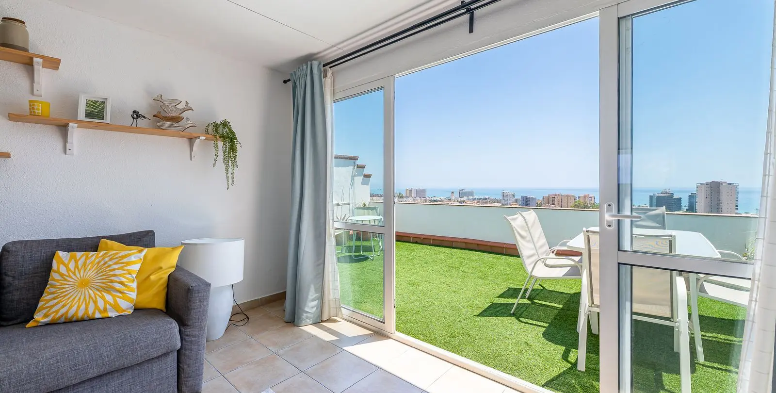 Sale of penthouse duplex in Torremolinos 7