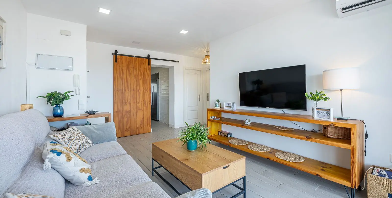 Sale of penthouse duplex in Torremolinos 13