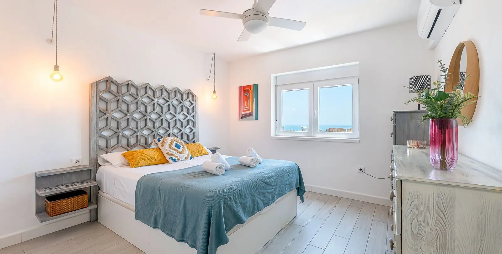 Sale of penthouse duplex in Torremolinos 17