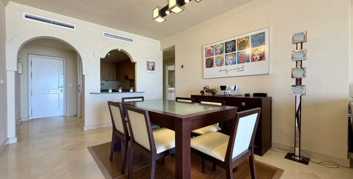 Продажа апартаментов на среднем этаже в Estepona 7
