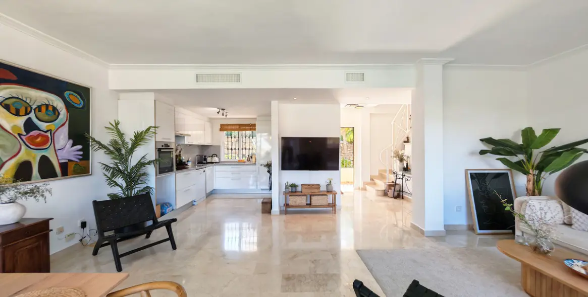 Sale of penthouse duplex in Benahavís 3