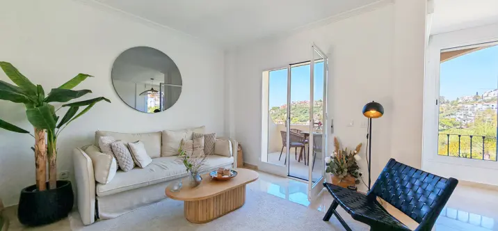 Sale of penthouse duplex in Benahavís 3