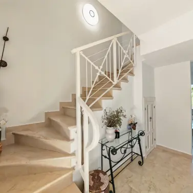 Sale of penthouse duplex in Benahavís