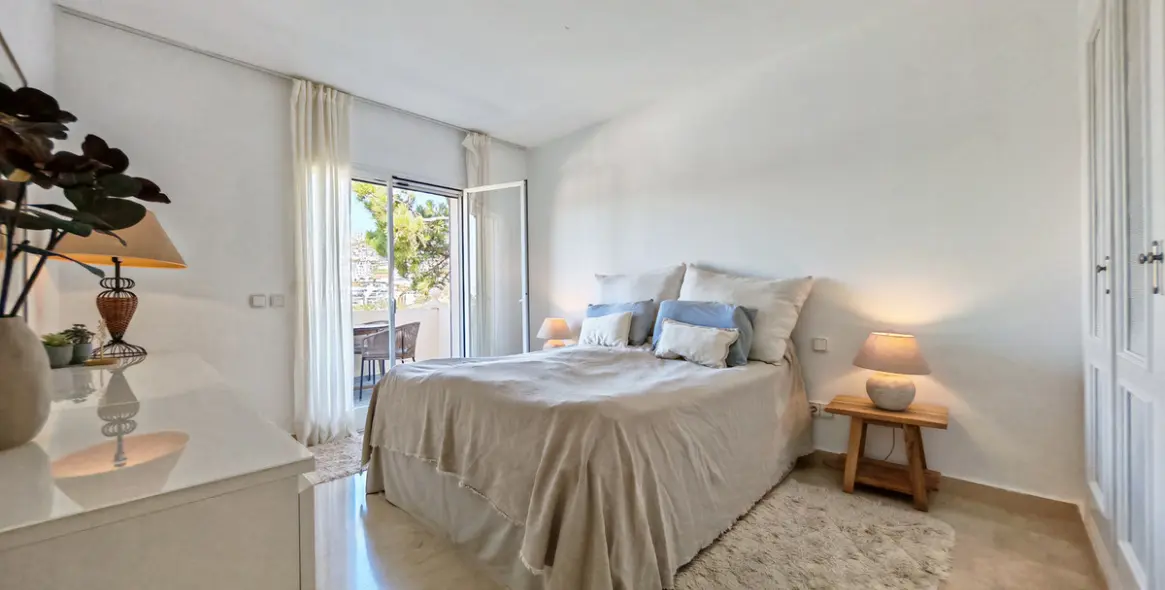Sale of penthouse duplex in Benahavís 7