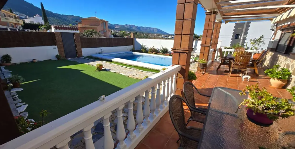 Sale of detached villa in Alhaurín de la Torre 3