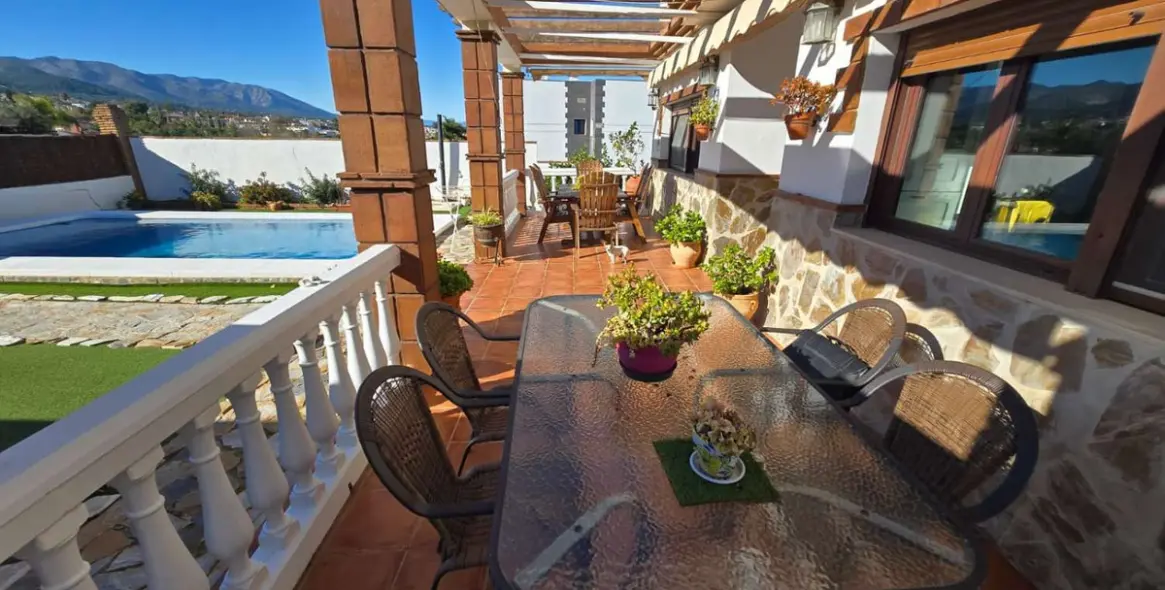 Sale of detached villa in Alhaurín de la Torre 4