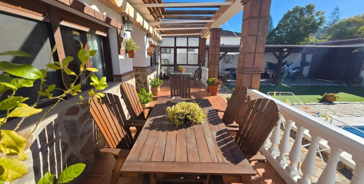 Sale of detached villa in Alhaurín de la Torre 5