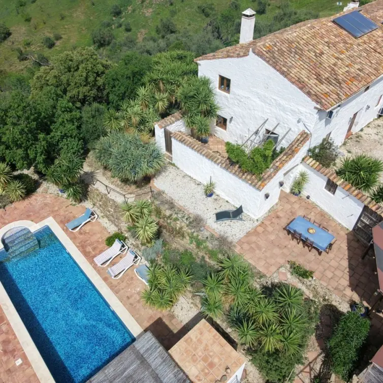 Venta de finca - cortijo en Casabermeja