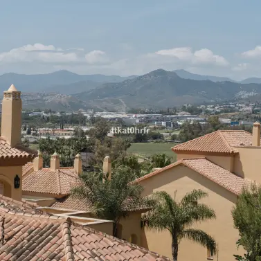 Venta de apartamento en planta media en Nueva Andalucía