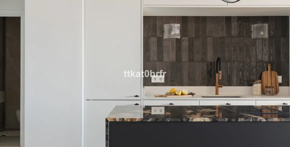 Venta de apartamento en planta media en Nueva Andalucía 10