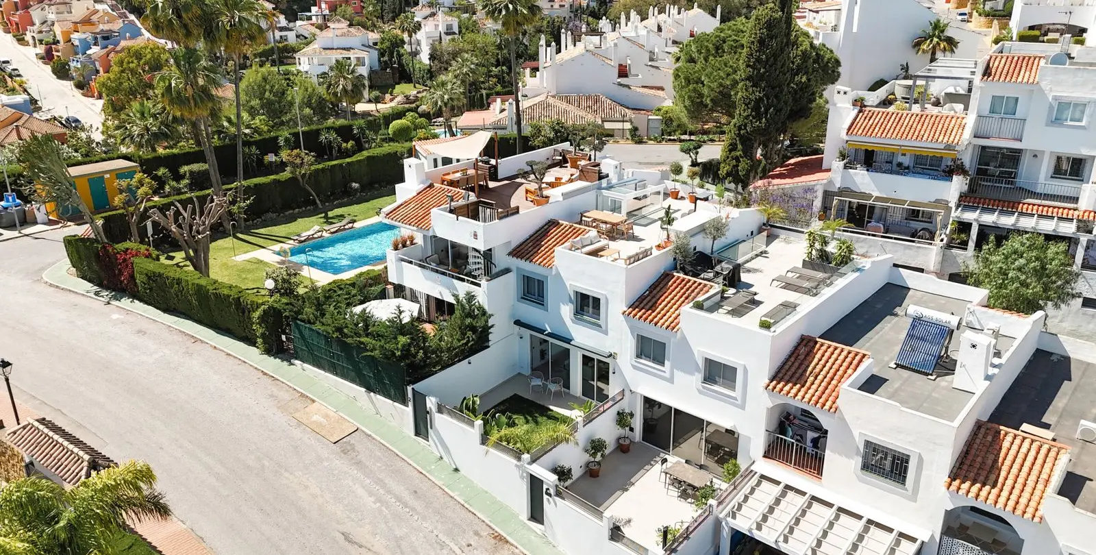 Venta de adosado en Nueva Andalucía 23