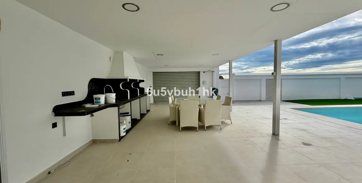 Venta de villa independiente en Benalmadena Costa 3