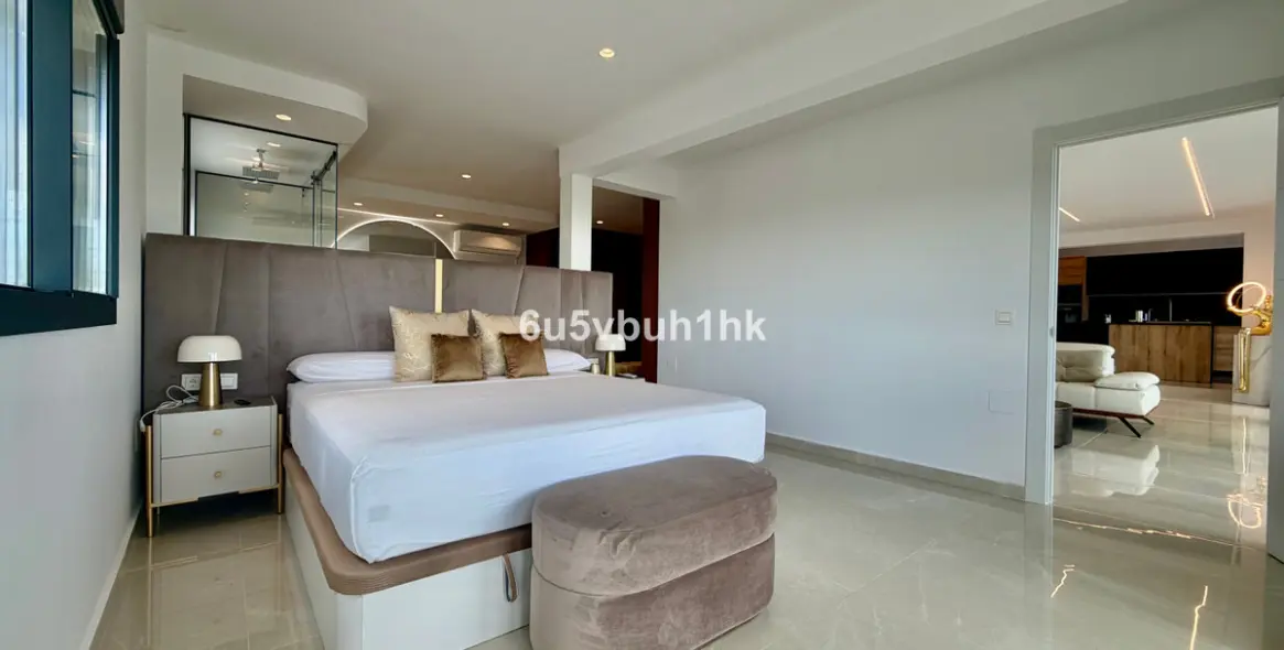 Venta de villa independiente en Benalmadena Costa 13