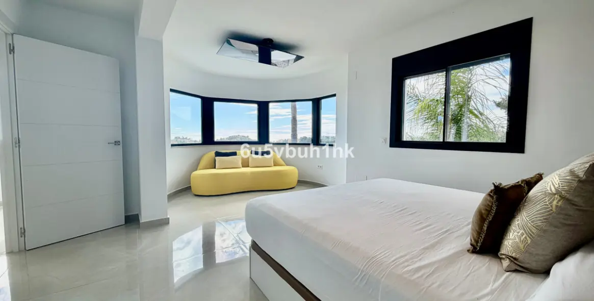 Venta de villa independiente en Benalmadena Costa 20
