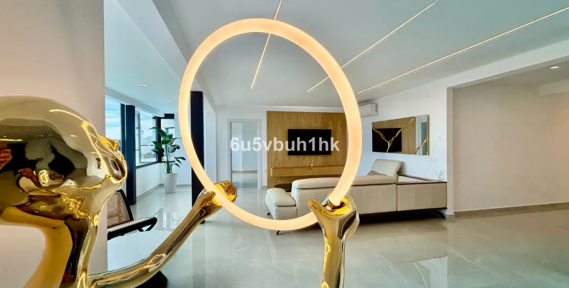 Venta de villa independiente en Benalmadena Costa 41