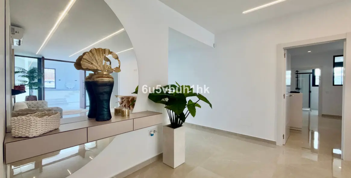 Venta de villa independiente en Benalmadena Costa 64