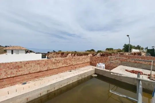Image 18 thumb