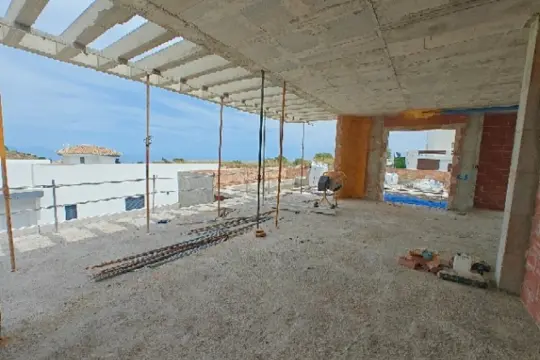 Image 19 thumb