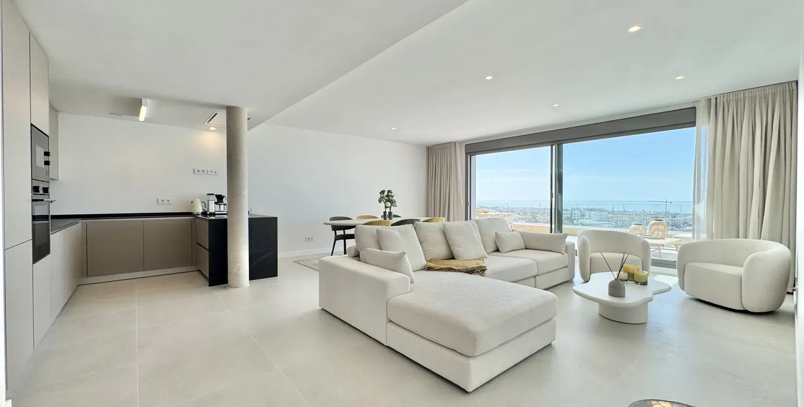 Sale of penthouse in Selwo 2