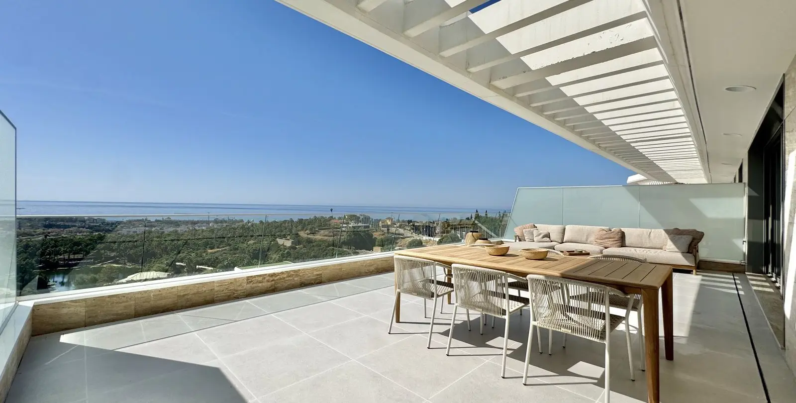 Sale of penthouse in Selwo 9