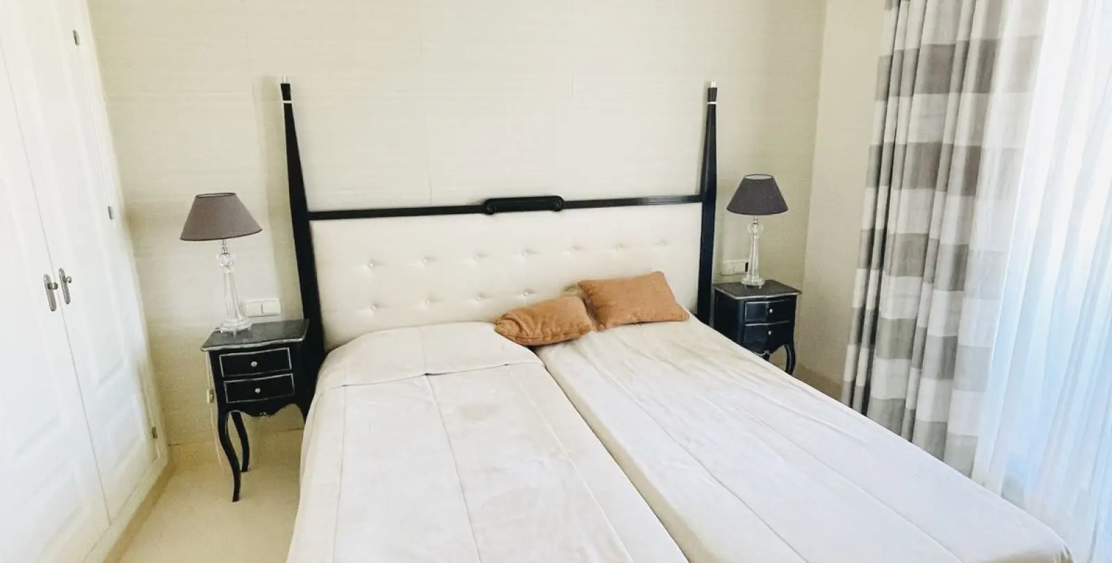 Sale of penthouse in Benahavís 10