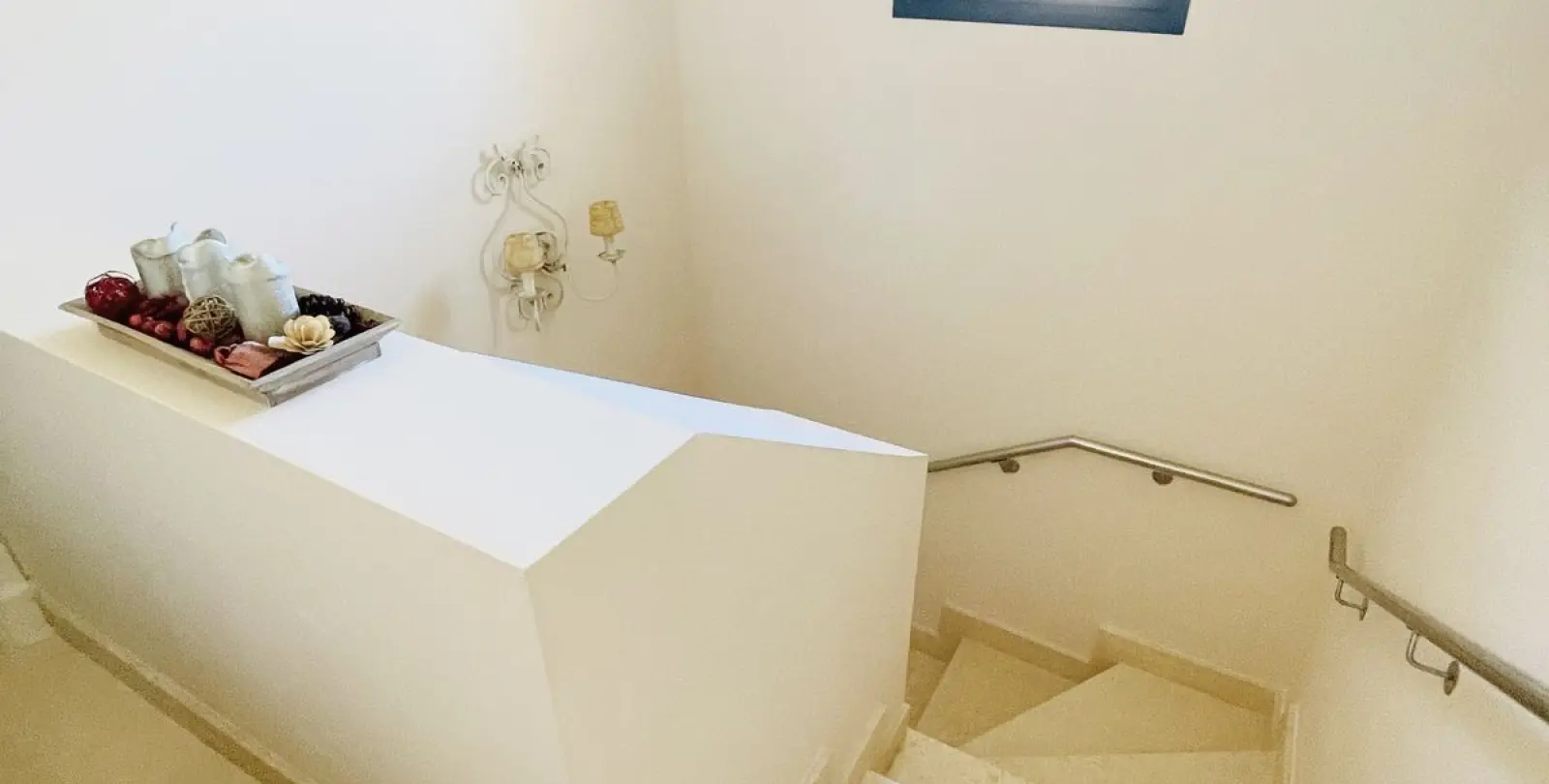 Sale of penthouse in Benahavís 16