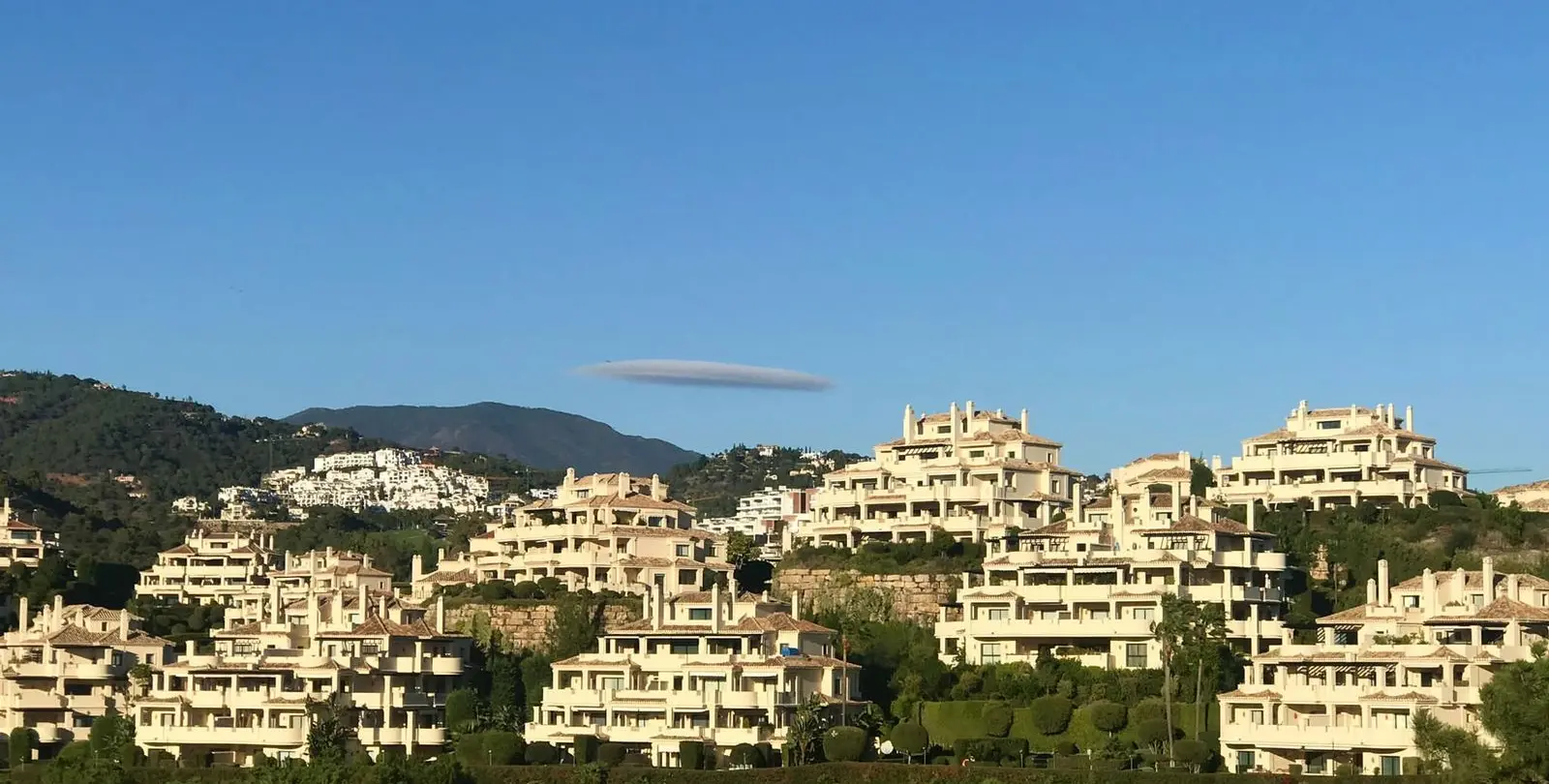 Sale of penthouse in Benahavís 36