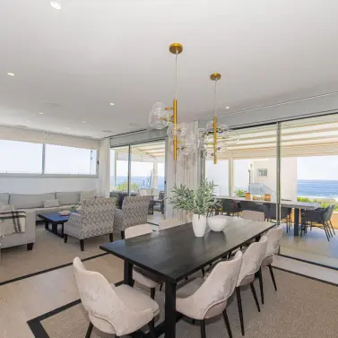 Venta de villa independiente en Higueron