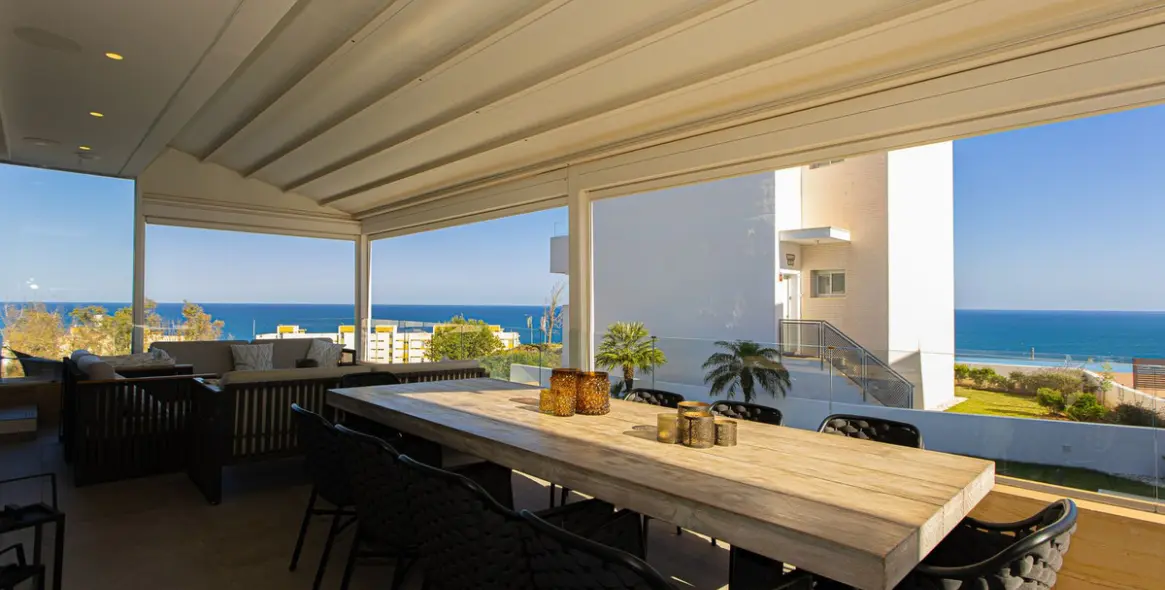 Venta de villa independiente en Higueron 10