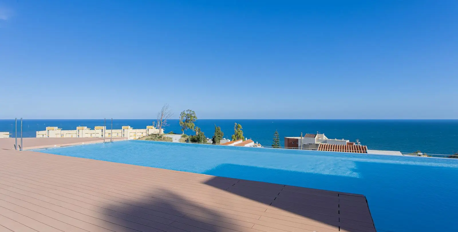 Sale of detached villa in Higueron 23