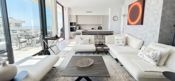 Venta de ático dúplex en Torremolinos 3