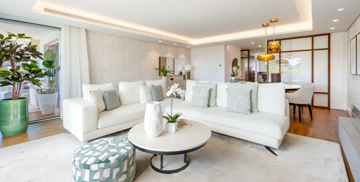 Venta de apartamento en planta media en The Golden Mile 3