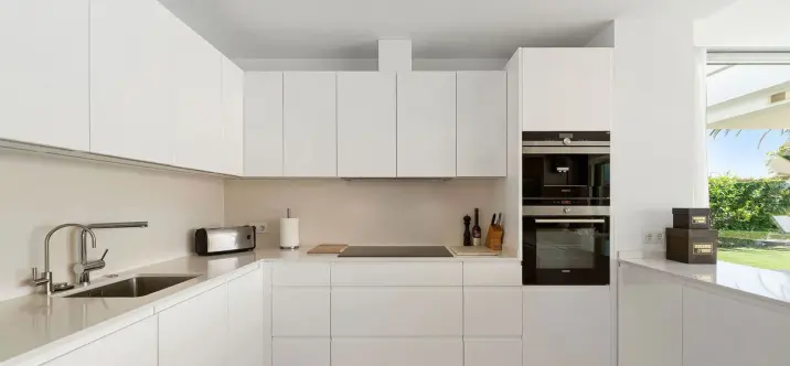 Venta de villa independiente en Río Real 2