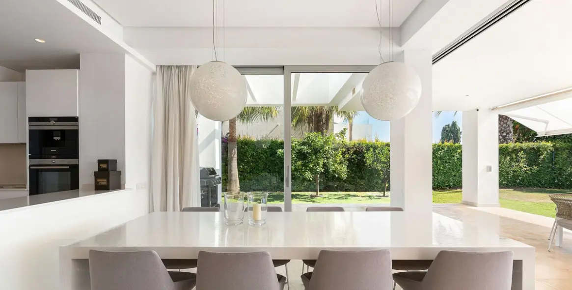 Venta de villa independiente en Río Real 14