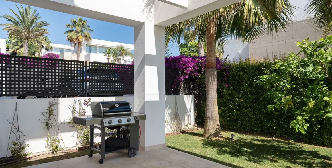 Venta de villa independiente en Río Real 18