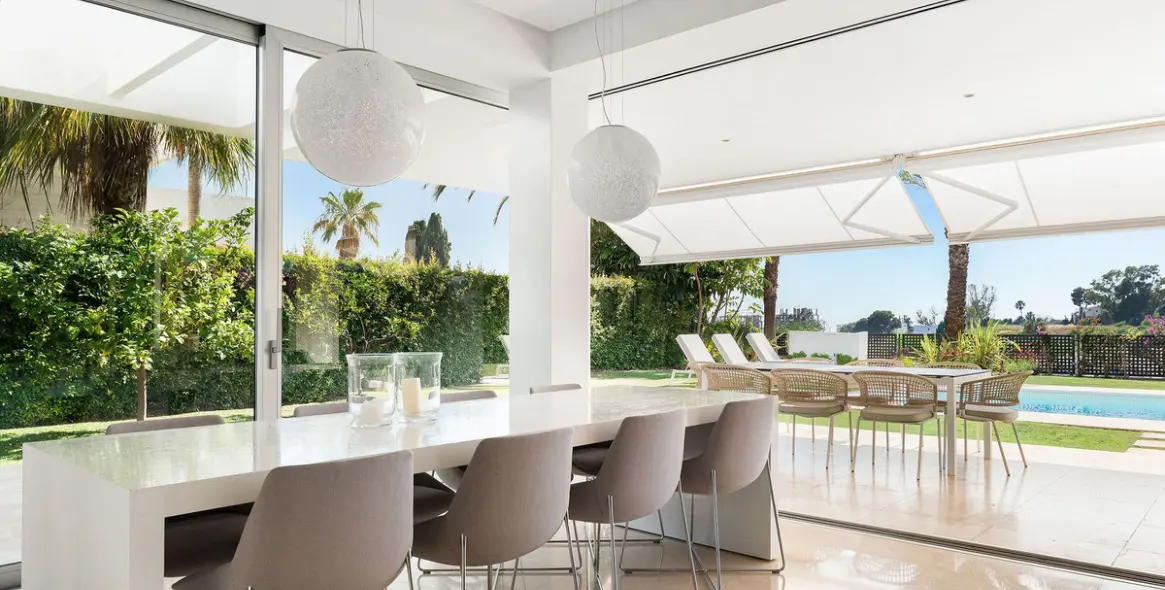 Venta de villa independiente en Río Real 22