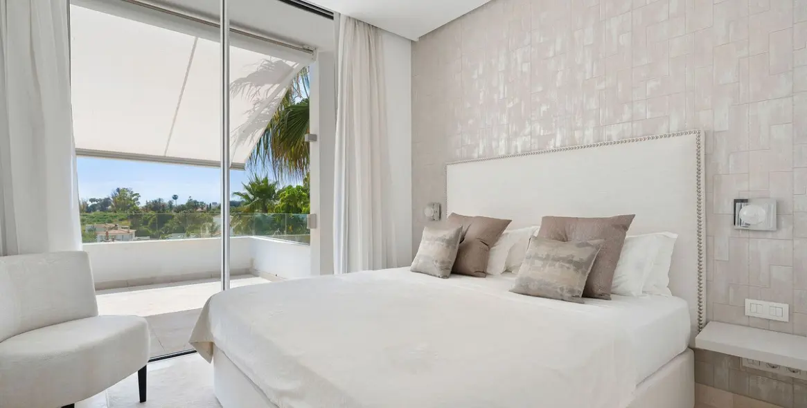 Venta de villa independiente en Río Real 28