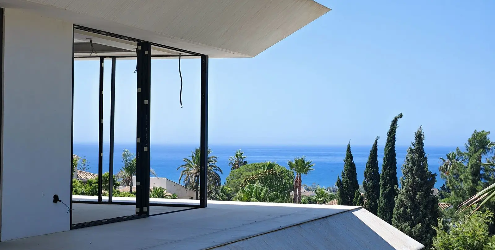 Sale of detached villa in Hacienda Las Chapas 4