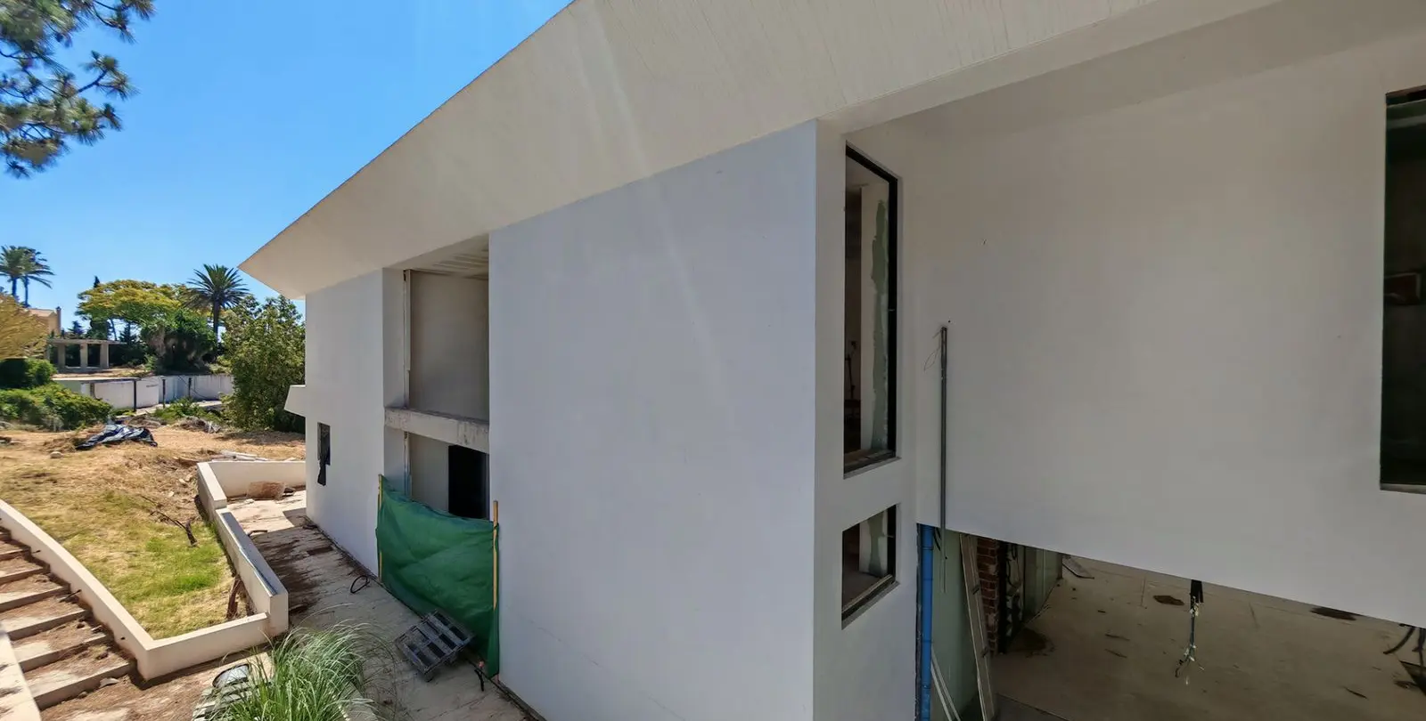 Sale of detached villa in Hacienda Las Chapas 11