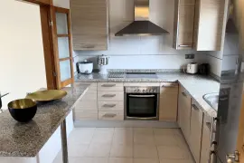 Image 4 thumb