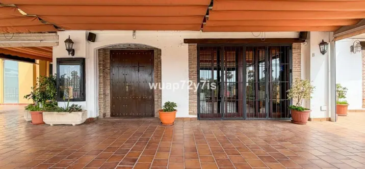 Long-term rent of restaurant in Estepona 0
