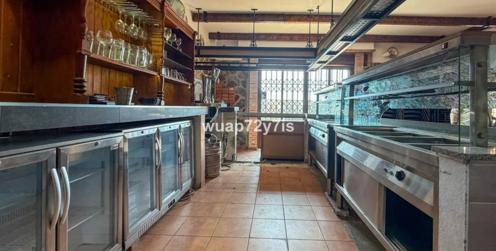 Long-term rent of restaurant in Estepona 14